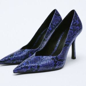 NWT Zara pointy High blue pattern sexy heels. New Years, Christmas holiday